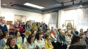 вернисаж выставки дарьи коллеговой